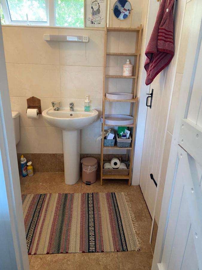 Barrow Harbour Studio Apartment Τράλι Εξωτερικό φωτογραφία